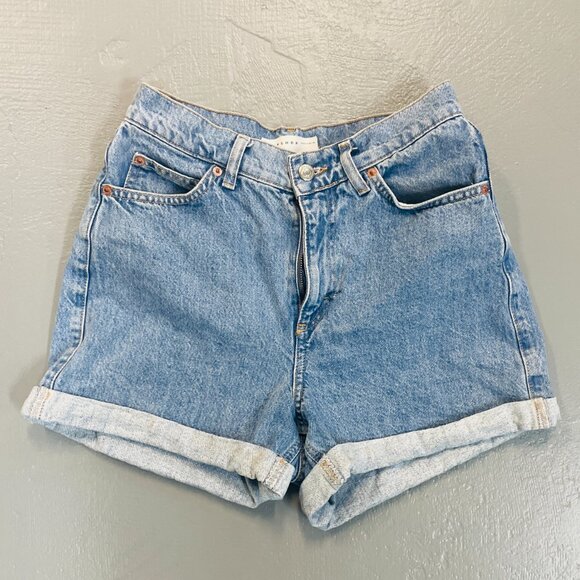 TOPSHOP ROLL CUFF HIGH RISE DENIM MOM SHORTS - Picture 1 of 8